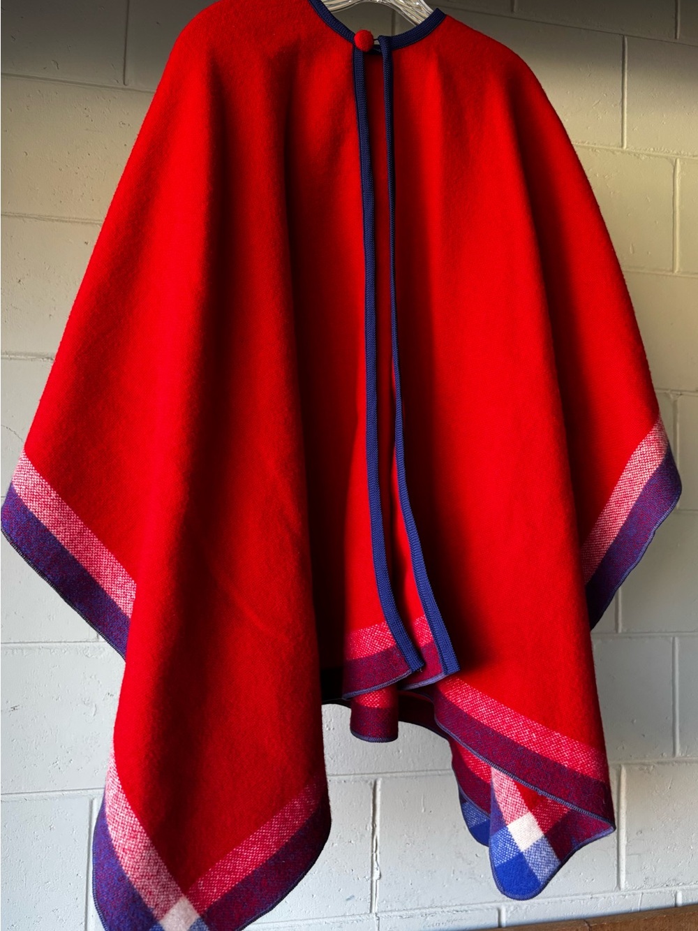 Vintage 70s Faribo 100% Virgin Wool Cape Poncho blanket Navajo Land Minnesota